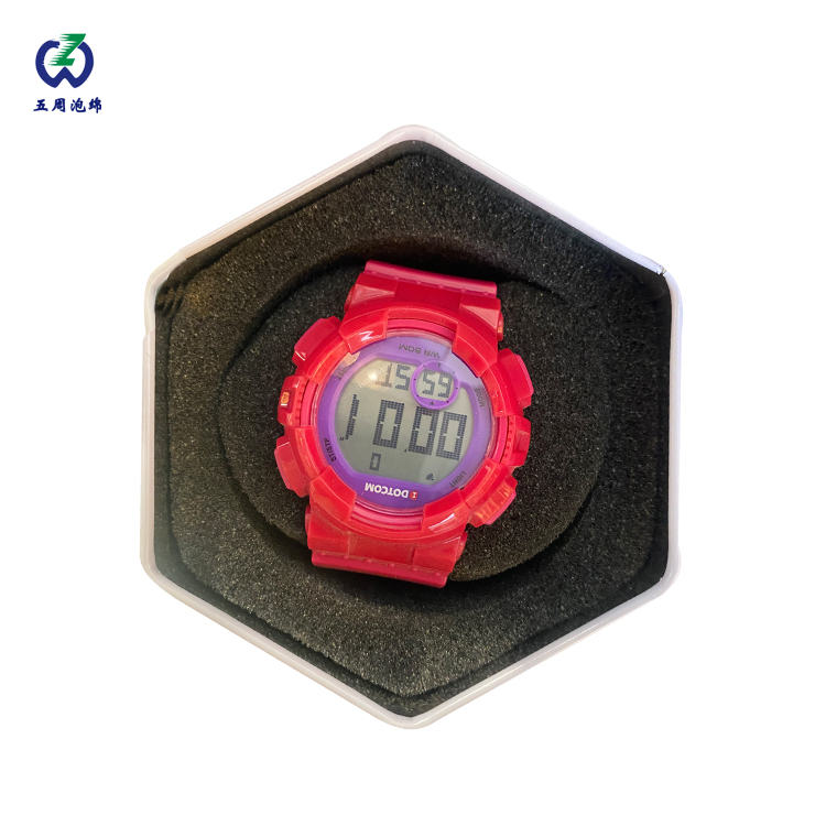 六邊形運動表海綿內襯：時尚單品的 “貼身防震護套”